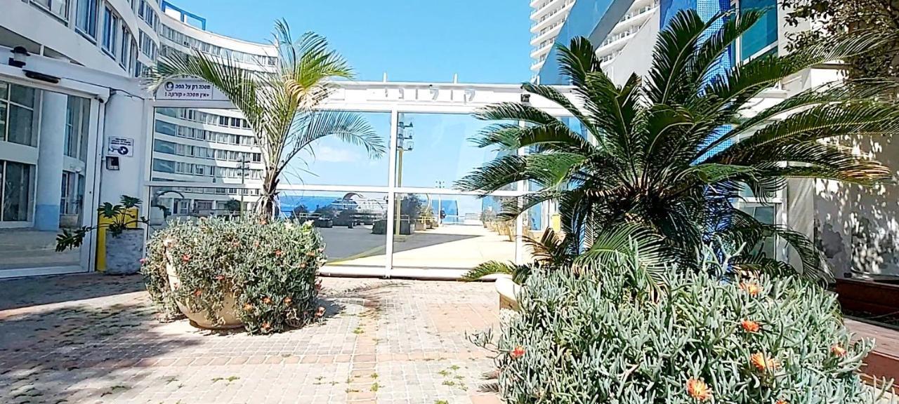 מלון דירות על הים בת ים 39 Eksteriør bilde