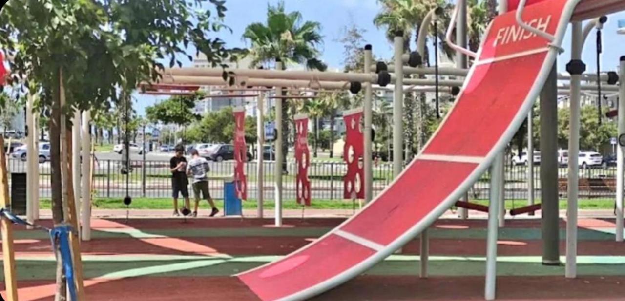 מלון דירות על הים בת ים 39 Eksteriør bilde